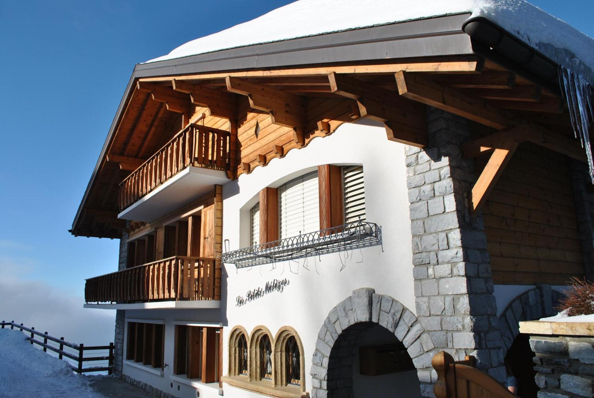 Les Petits Melezes Bed & Breakfast Crans-Montana Exterior photo